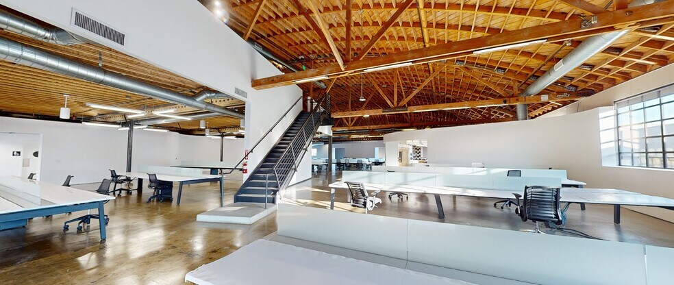 Primary Photo Of 3644 Eastham Dr, Culver City Loft Creative Space For Lease