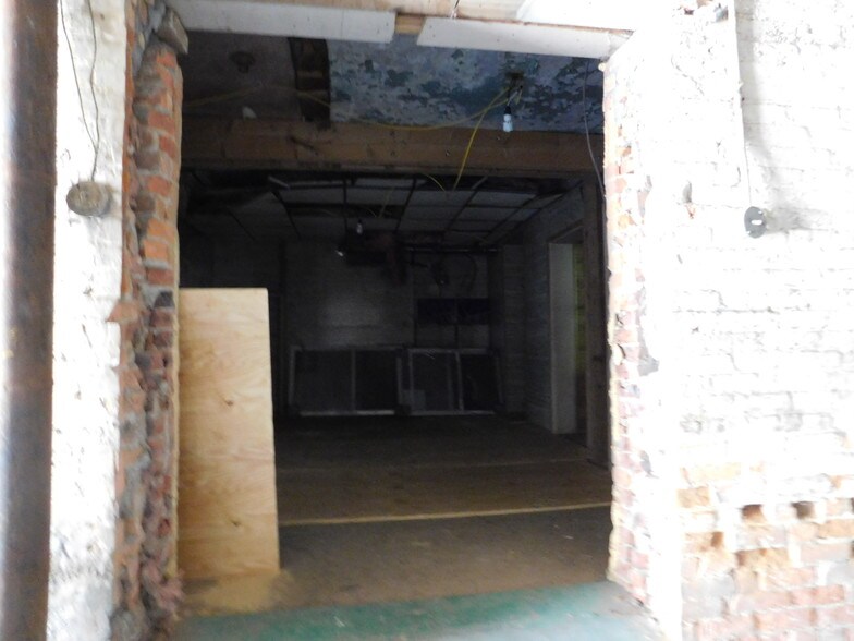 More Photos Of 60-62 Sheridan Ave, Albany Office For Sale