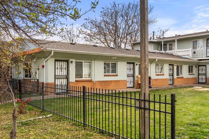 More Photos Of 1129 Akron St, Aurora Apartments For Sale