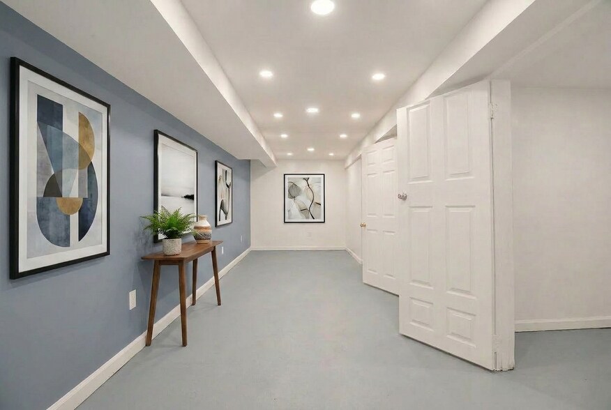 More Photos Of 22 S Madison Ave, Spring Valley Office For Sale