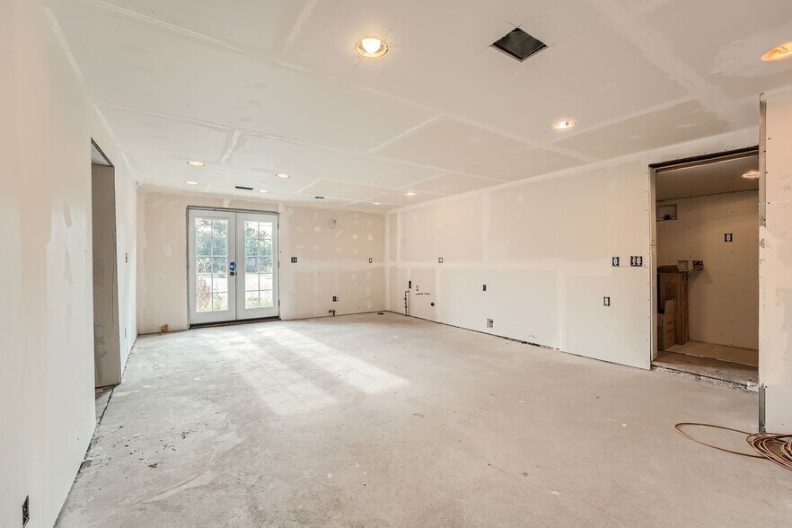 More Photos Of 2426-2428 S Federal Blvd, Denver Storefront Retail Office For Sale