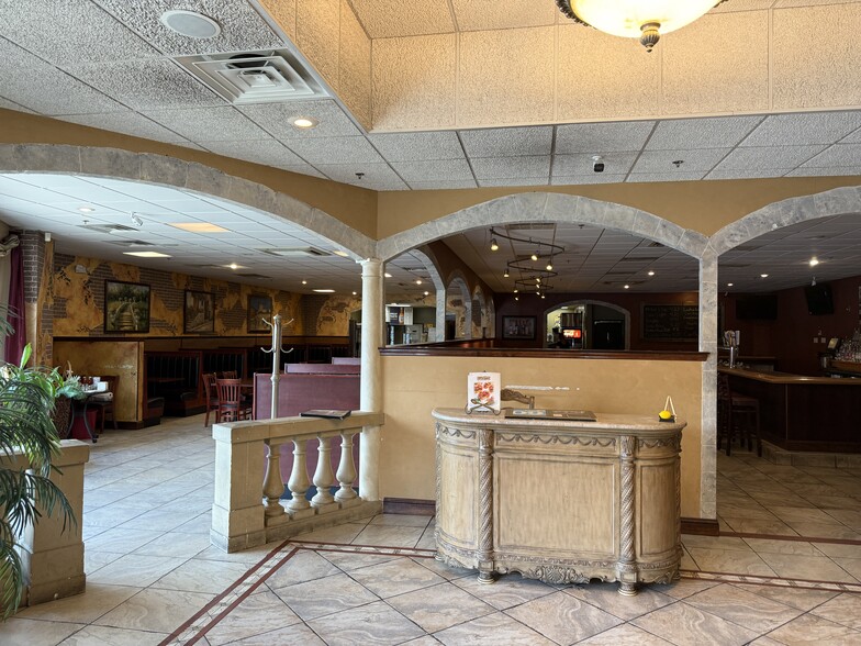 More Photos Of 421 Penn Ave, West Reading Restaurant For Sale