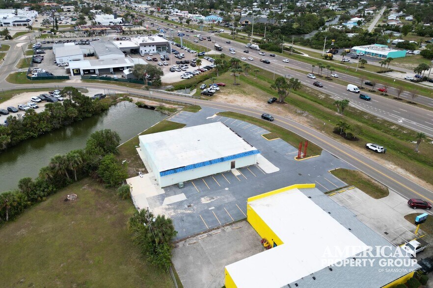 More Photos Of 3092 Tamiami Trl, Port Charlotte Restaurant For Sale