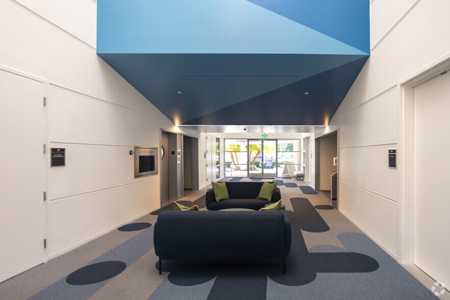 More Photos Of 3601 S Harbor Blvd, Santa Ana Unknown For Lease