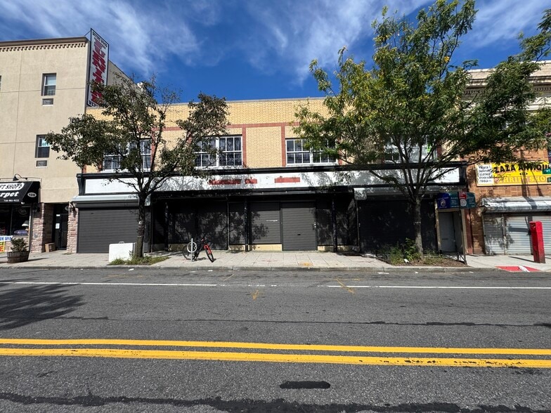 More Photos Of 124 Port Richmond Ave, Staten Island Storefront Retail Office For Lease