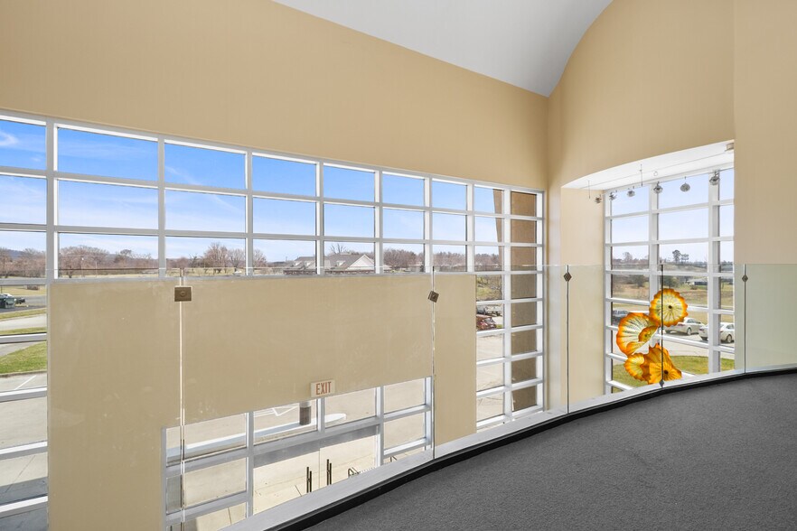 More Photos Of 200 City Hill Dr, London Medical For Lease