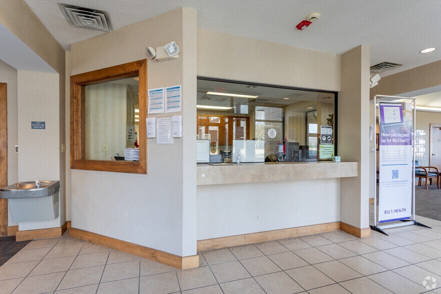 More Photos Of 905 Johns Hopkins Dr, Greenville Medical For Sale