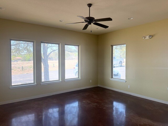 More Photos Of 16239 Nacogdoches Rd, San Antonio Healthcare For Lease