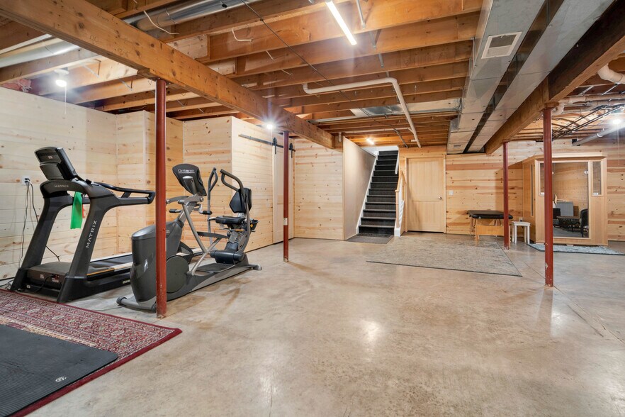 More Photos Of W12203 Highway 23, Ripon Auto Repair For Sale