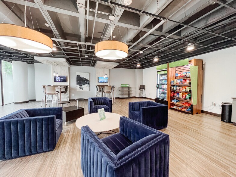 More Photos Of 4515 Falls of Neuse Rd, Raleigh Unknown For Lease