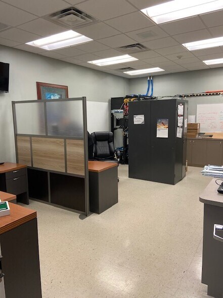 More Photos Of 12363 Hampton Park Blvd, Tampa Office For Lease