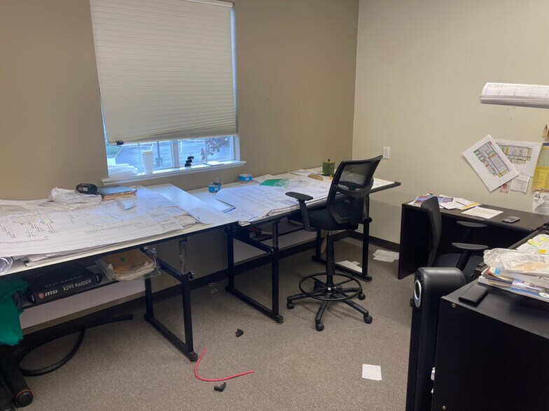 More Photos Of 188 Eagle Rock Ave, Roseland Office For Lease