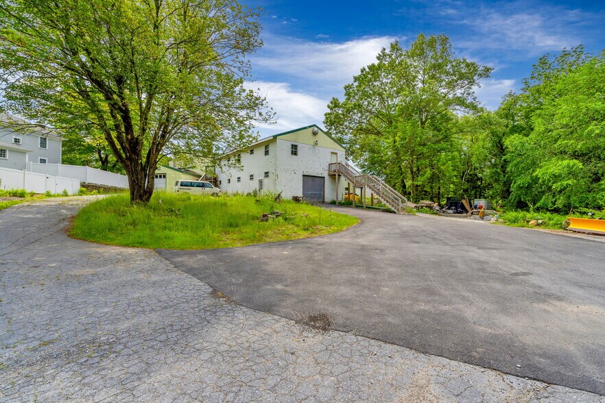 More Photos Of 1190 Liberty Square Rd, Boxborough Warehouse For Sale