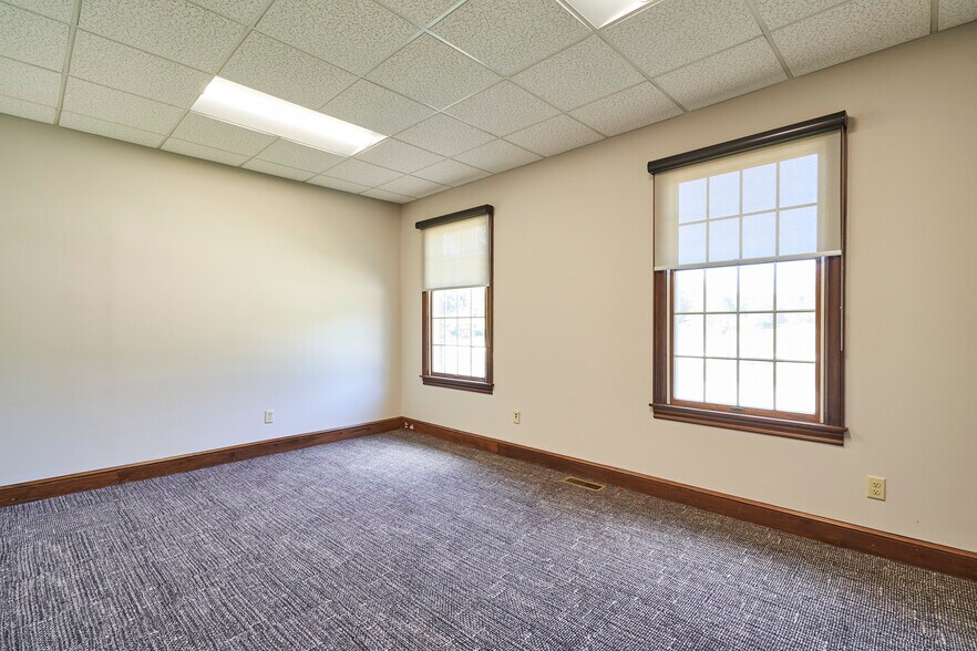 More Photos Of 1920 Georgetown Rd, Hudson Medical For Sale