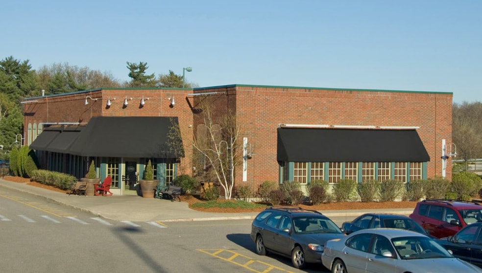 More Photos Of 205-229 Hartford Ave, Bellingham Unknown For Lease