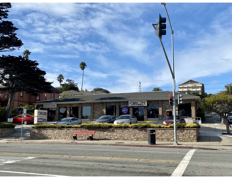 Primary Photo Of 379-399 Lighthouse Ave, Monterey Storefront Retail Office For Lease