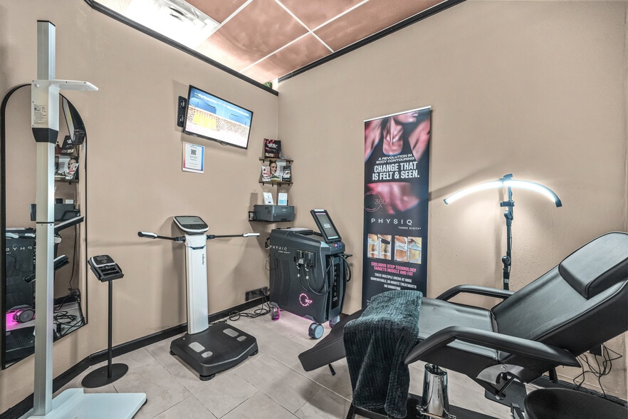 More Photos Of 295 Athens Hwy, Loganville Freestanding For Sale