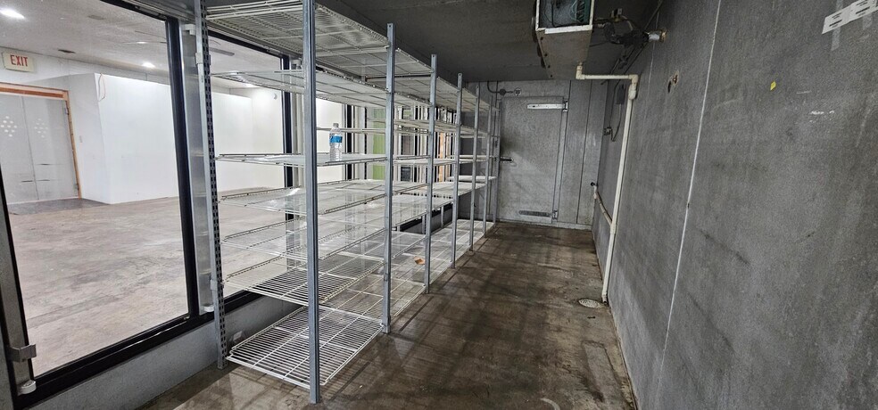 More Photos Of 100 W Pleasant, Cincinnati General Retail For Sale