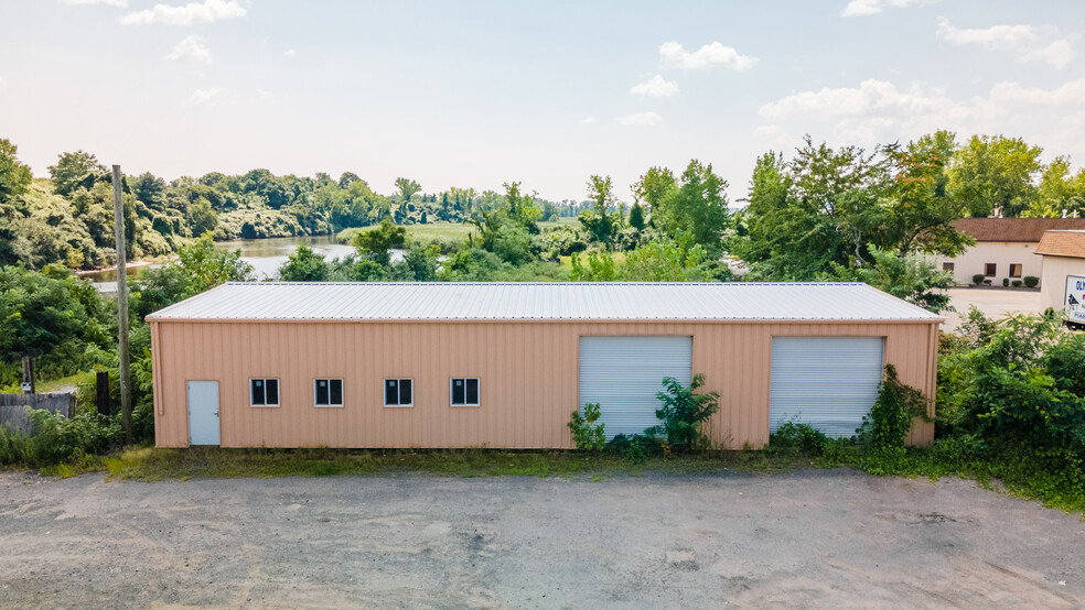 Primary Photo Of 349 Sackett Point Rd, North Haven Manufacturing For Lease