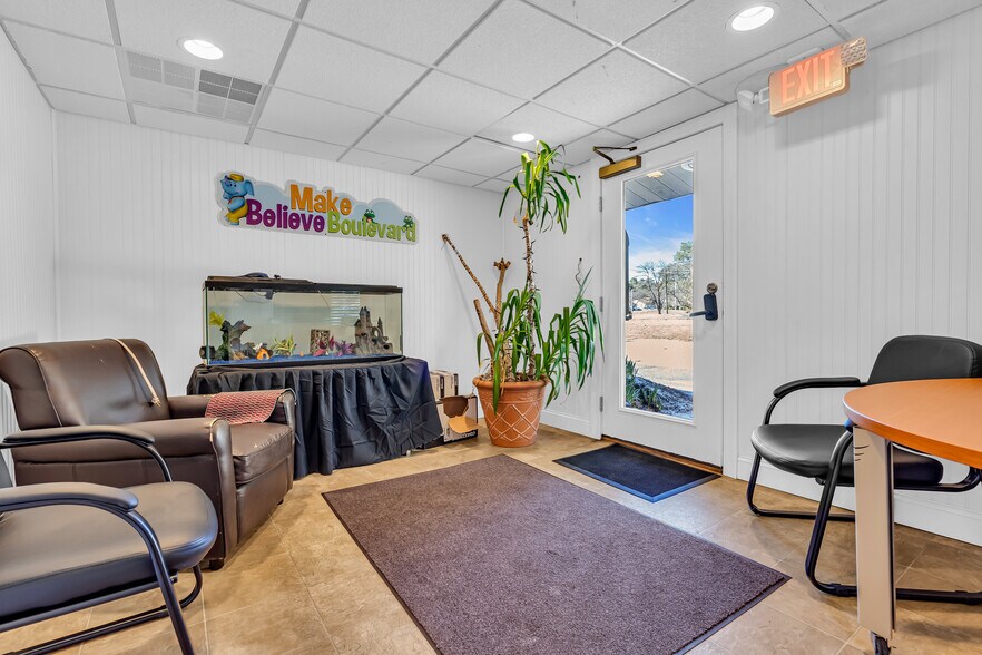 More Photos Of 55 Schoolhouse Rd, Whiting Warehouse For Sale