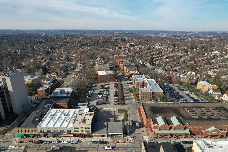 More Photos Of 620 Washington Rd, Pittsburgh Bank For Lease