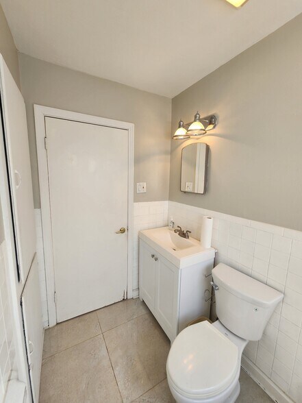 More Photos Of 3126 N St Marys, San Antonio Office For Lease