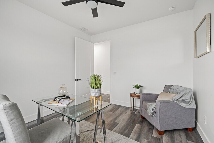 More Photos Of 6425 62nd Ave N, Pinellas Park Land For Sale