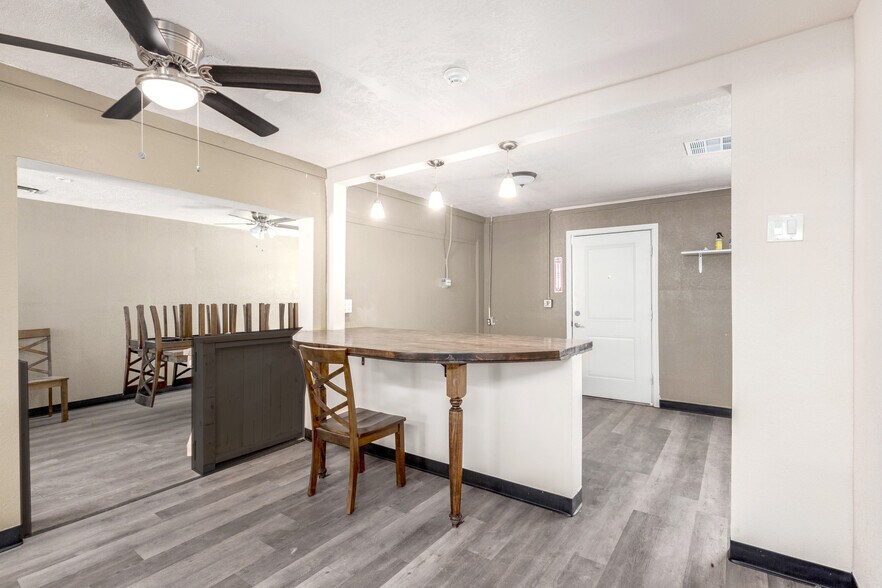 More Photos Of 6628-6632 S 22nd St, Phoenix Assisted Living For Lease