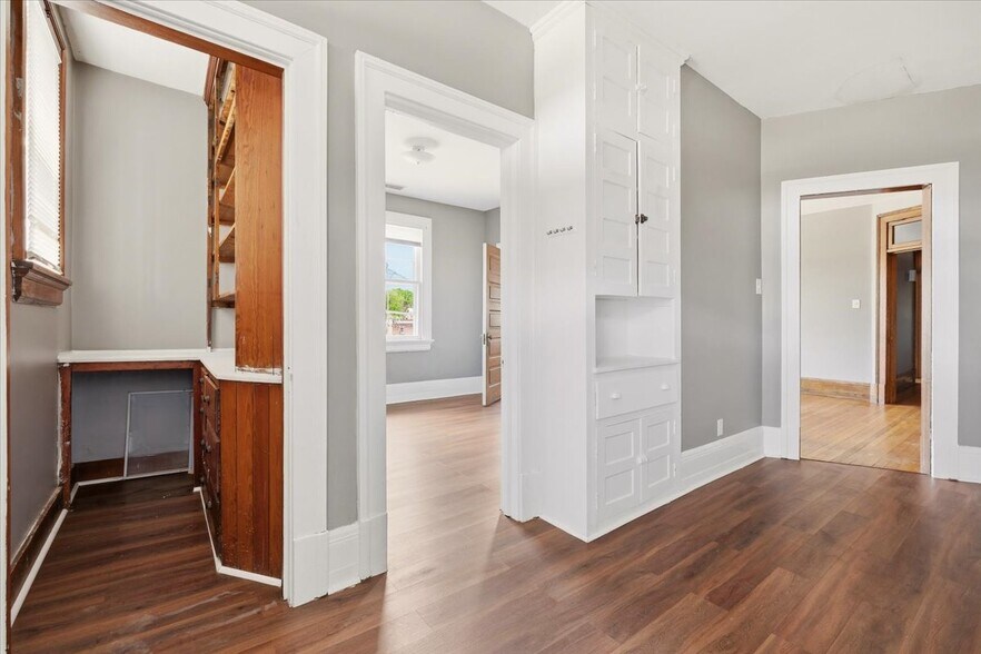 More Photos Of 283 Park Ave W, Mansfield Apartments For Sale