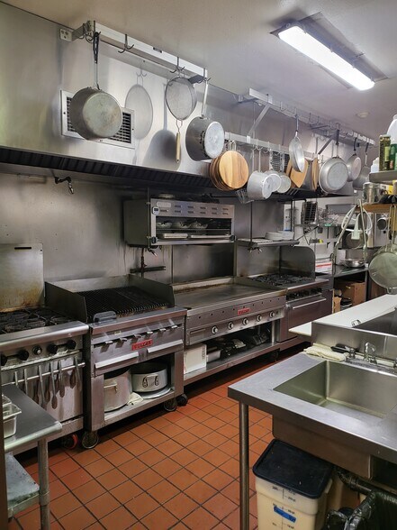 More Photos Of 251-253 Main St, Placerville Restaurant For Sale