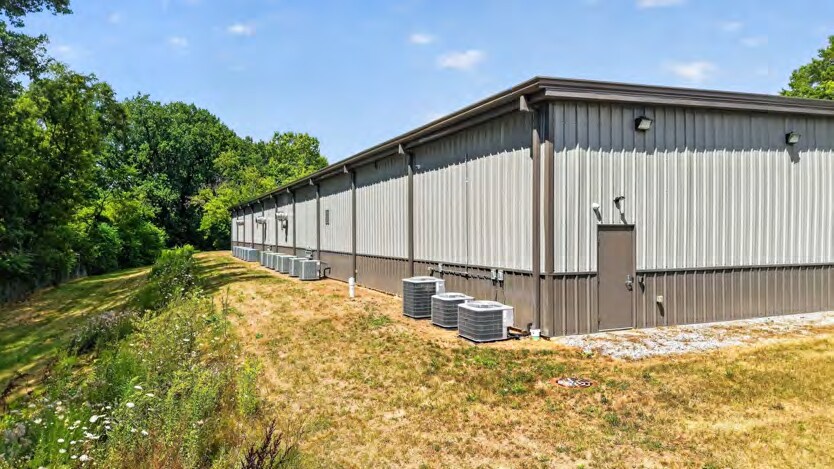 More Photos Of 683 Sheridan Rd, Jackson Specialty For Sale