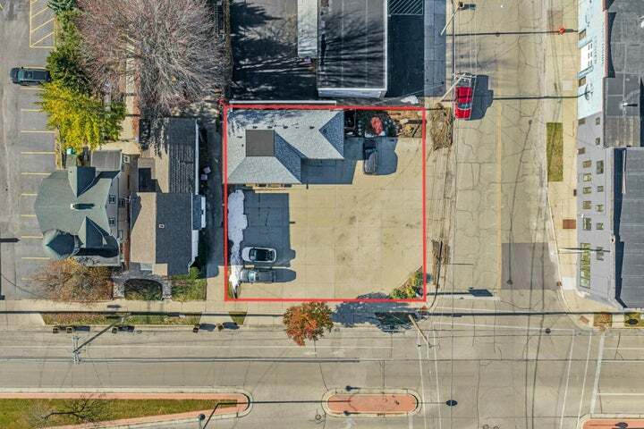 More Photos Of 4104 7th Ave, Kenosha Freestanding For Sale