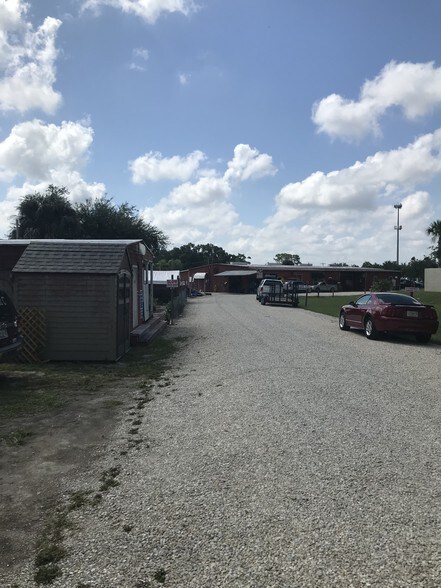 More Photos Of 270-272 Beth Stacey Blvd, Lehigh Acres Industrial For Sale