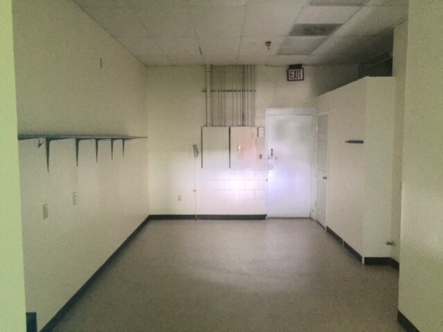 More Photos Of 5600 Milgen Rd, Columbus Storefront For Lease