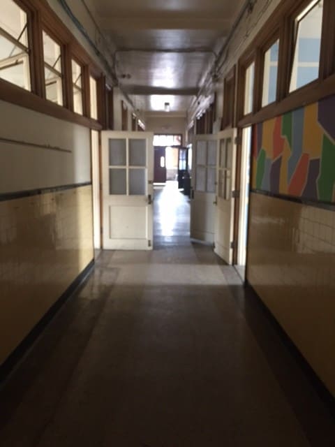 More Photos Of 4290 Penn St, Philadelphia Schools For Lease