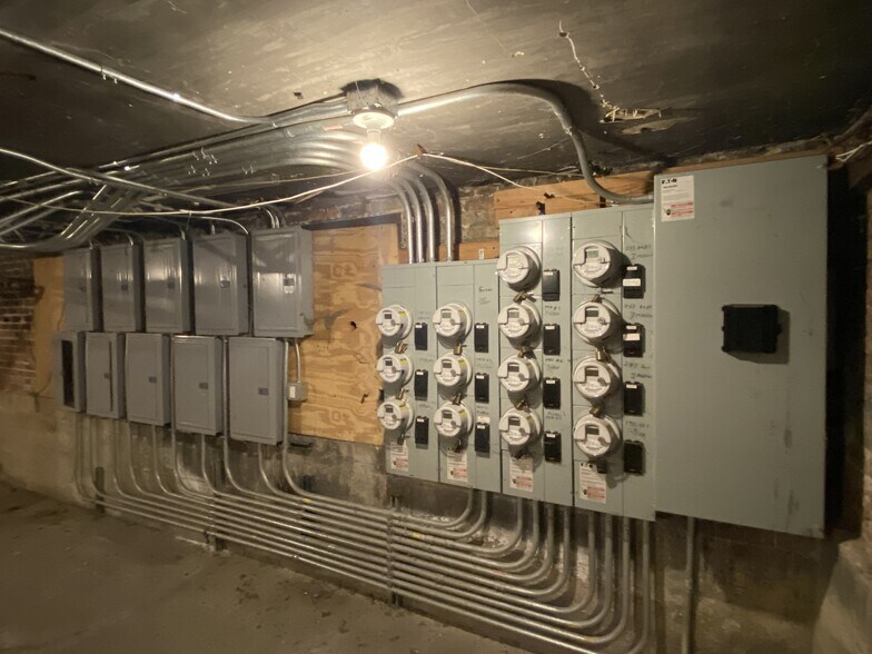 More Photos Of 245 N Mason Ave, Chicago Apartments For Sale