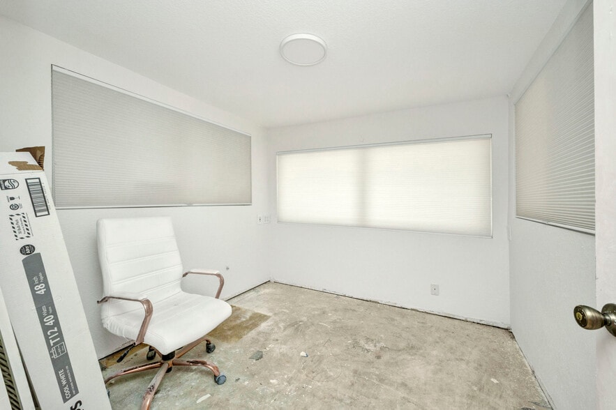 More Photos Of 3443 Tamiami Trl, Port Charlotte Medical For Lease