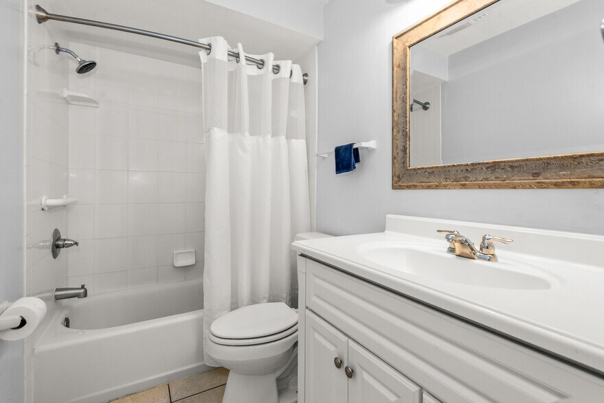 More Photos Of 3201 Hill St, New Smyrna Beach Hotel For Sale