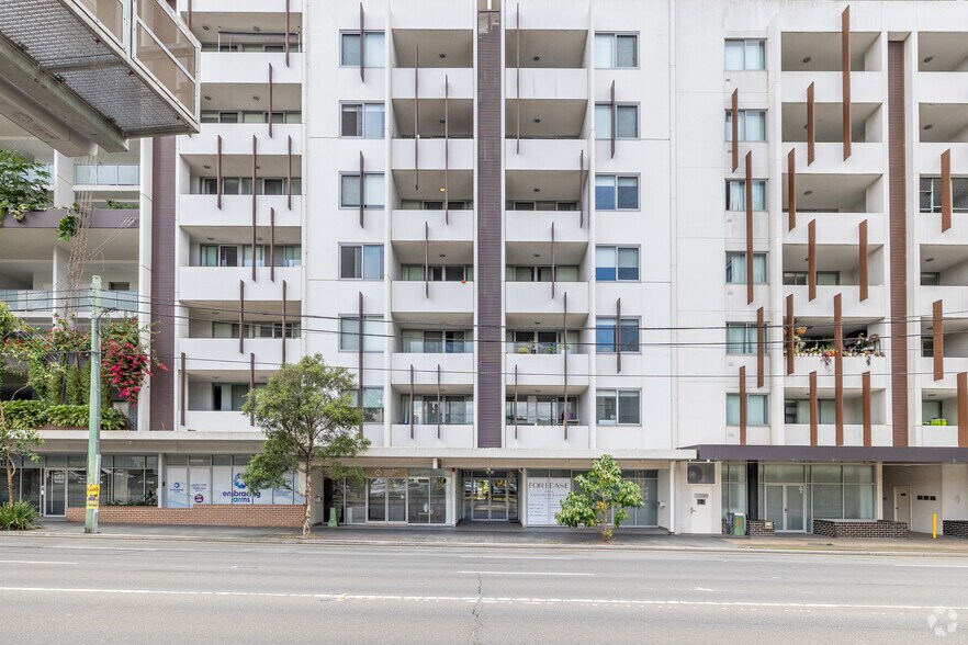 More Photos Of 131A Great Western Hwy, Homebush Apartments For Lease