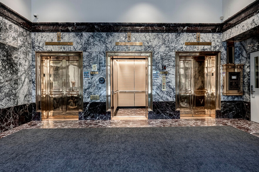 More Photos Of 1402 3rd Ave, Seattle Office For Lease