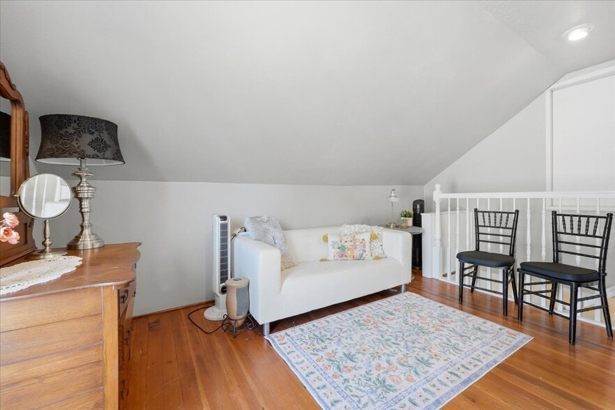 More Photos Of 508 NW 3rd Ave, Canby Religious Facility For Sale
