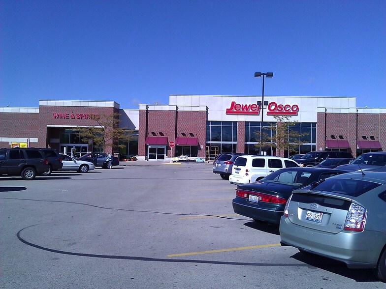 More Photos Of 125-205 S Eastwood Dr, Woodstock Unknown For Lease