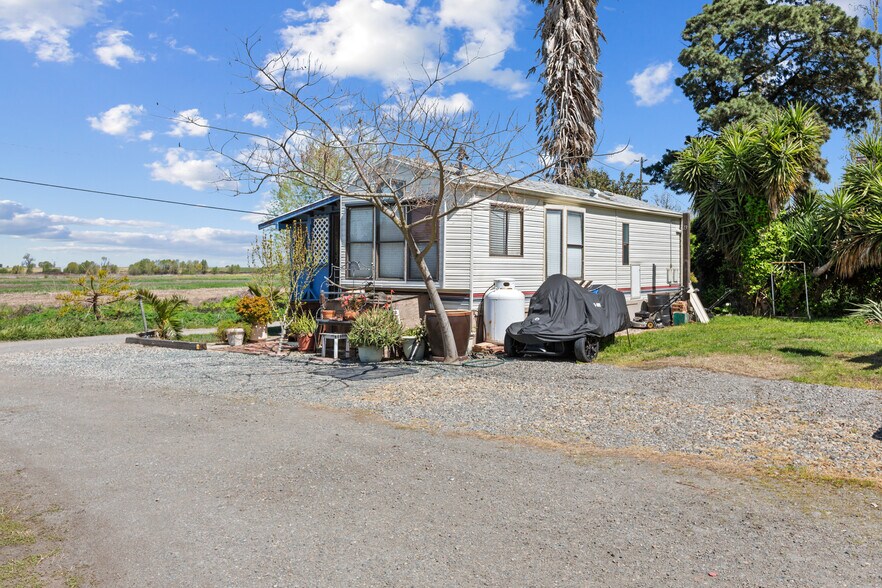 More Photos Of 711 W Brannan Island Rd, Isleton Trailer Camper Park For Sale
