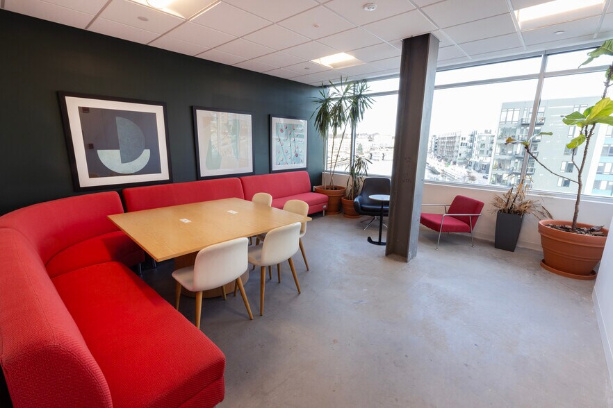 More Photos Of 1433 N Water St, Milwaukee Coworking Space