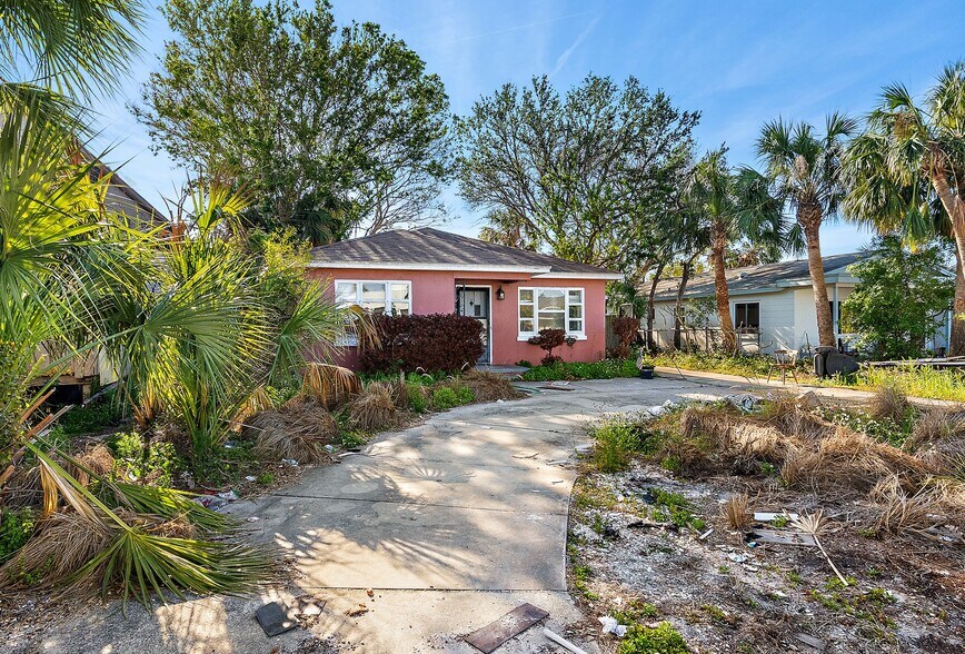 More Photos Of , Saint Petersburg Unknown For Sale