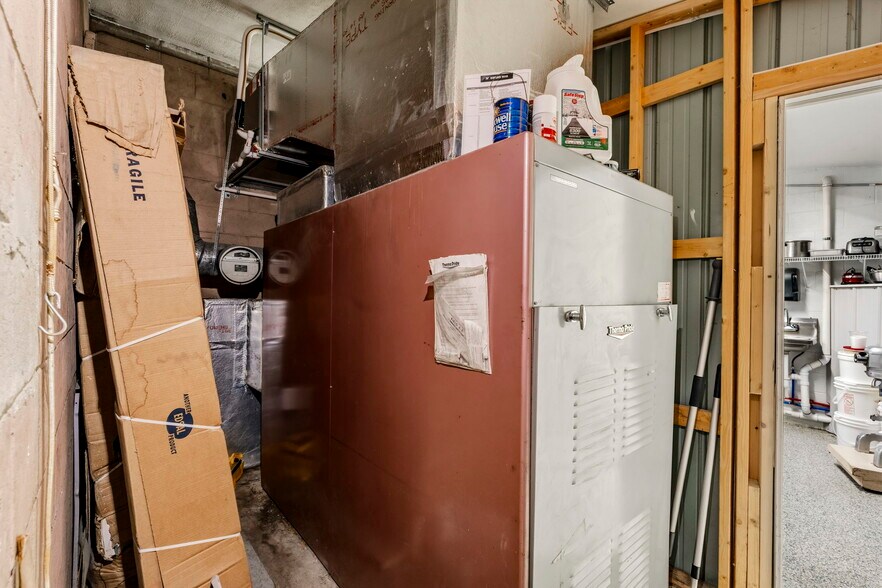 More Photos Of 4144 Pennsylvania 147 Hwy, Herndon Supermarket For Sale