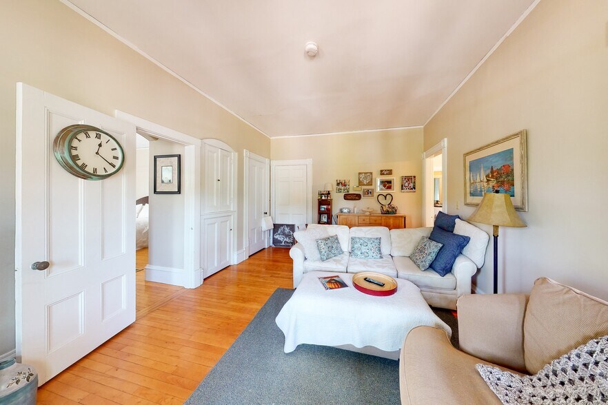 More Photos Of 40 High St, Acton Apartments For Sale