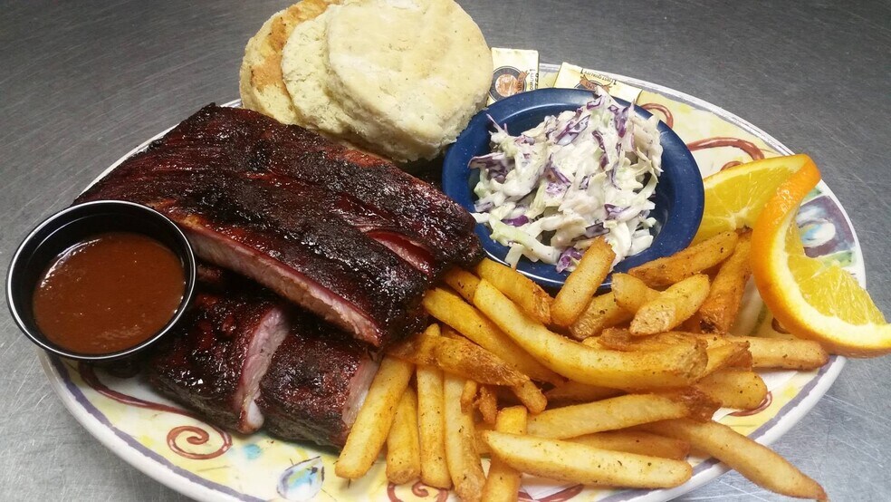 More Photos Of 1644 Main St, Philomath General Retail For Sale