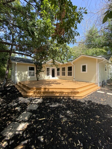 More Photos Of 4902 Pecan Springs Rd, Austin Land For Sale