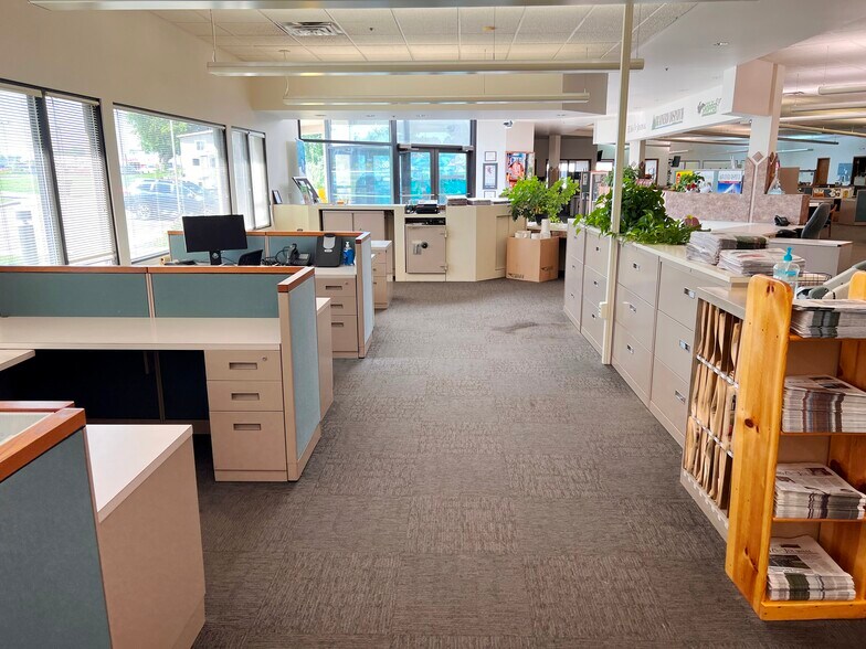 More Photos Of 506 James St, Brainerd Warehouse For Sale